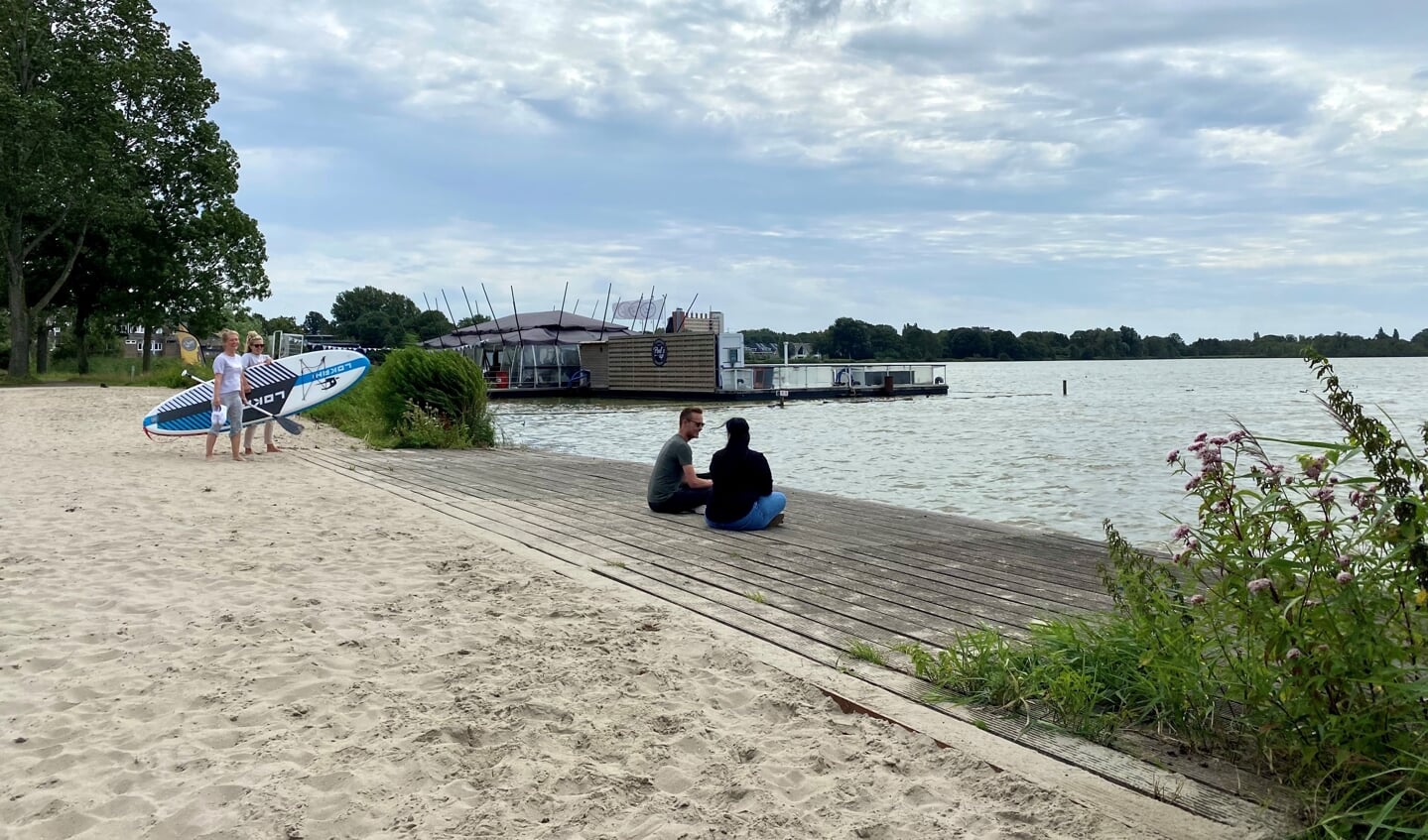 Het nieuwe stadsstrand aan de Poel.