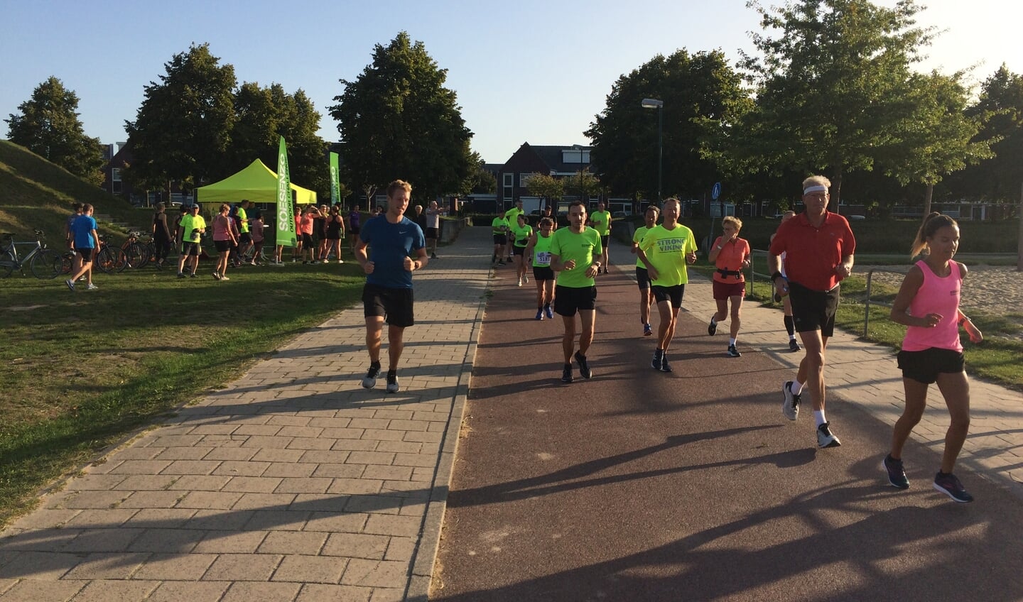 De eerste editie van de DAM tot DAMloop Home Edition Houten