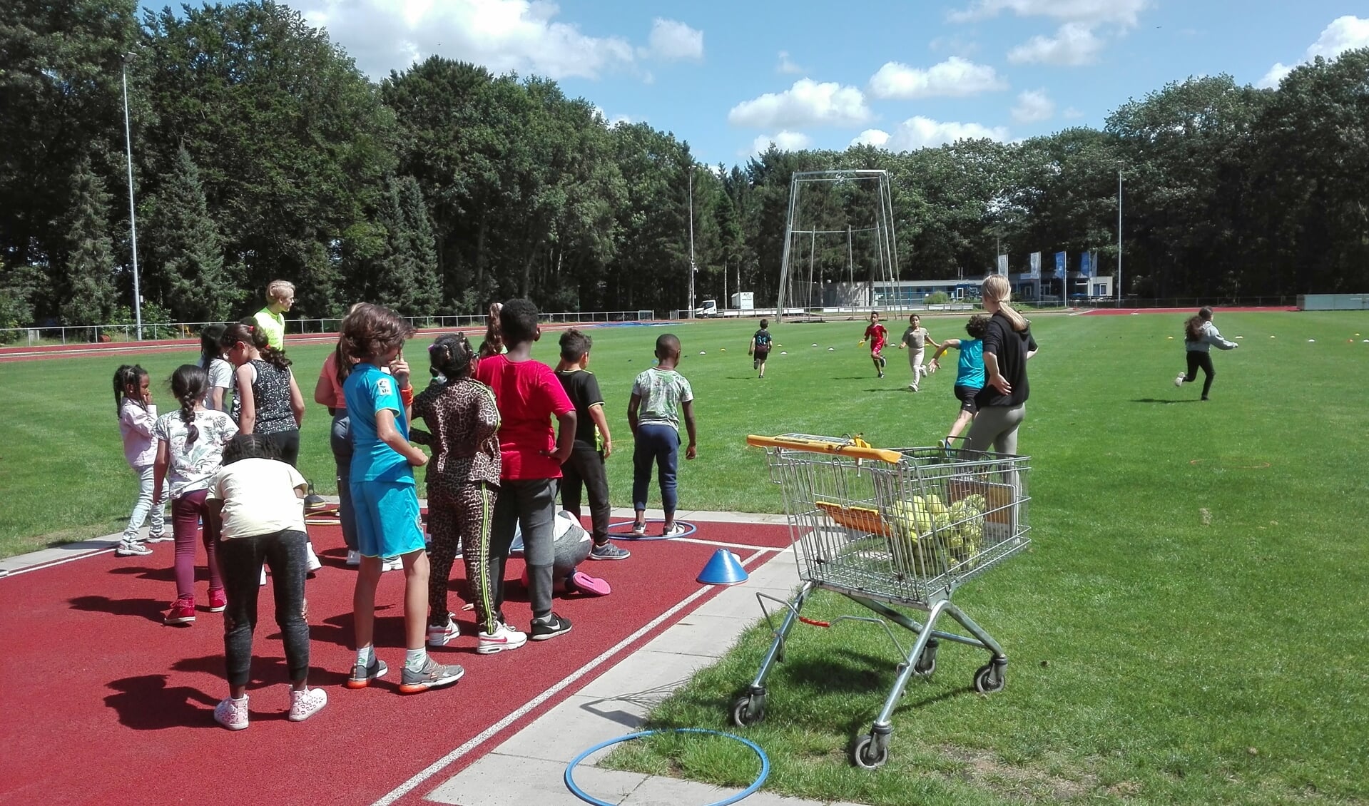 De kinderen van de zomerschool in Soest waren ook actief bij atletiekvereniging Pijnenburg.