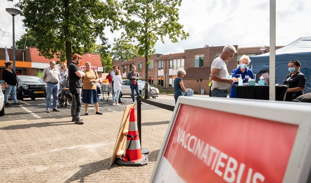 Vorige maand stond de vaccinatiebus op het Jan Seppenplein in Barneveld