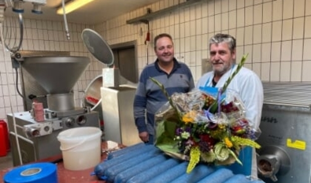 <p>Maar liefst 49 jaar van zijn leven was Jaap Mosterd in dienst bij Slagerij Tomassen. </p>