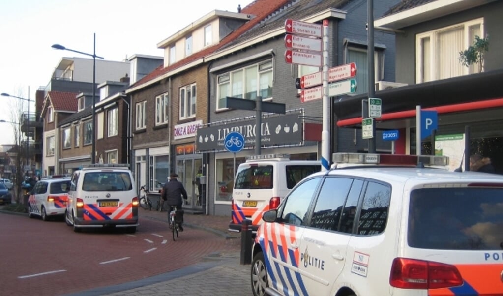 Minder high impact crimes, meer veelvoorkomende criminaliteit in Veenendaal zoals begin vorig jaar toen aan het Verlaat een enorme hoeveelheid valse merkkleding werd aangetroffen.