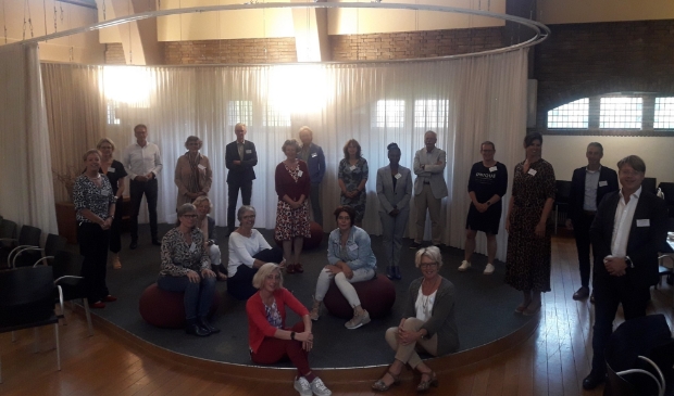 <p>Achttien organisaties bundelen krachten op gebied van palliatieve zorg in regio Eemland </p>