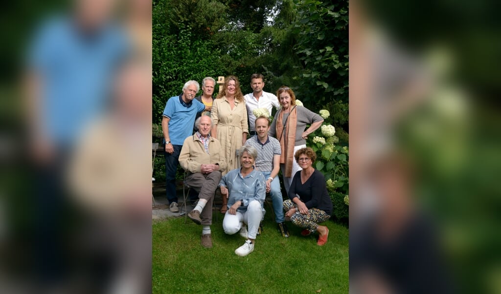 Achter, van links naar rechts: Johan Timmers, Onno Gerrits, Alide Bouwsema, Jan Bouwsema, Jenneke van Putten; voor, van links naar rechts: Coos Hoving, Rietje van Tuijl, Bastiaan Berends, Janna van de Kaa.