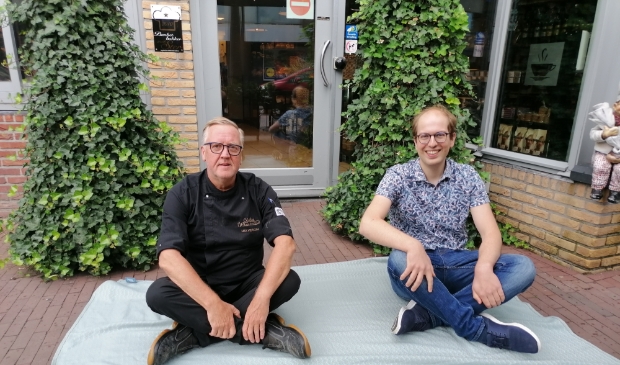 Lex Verkleij en Stephan Hilhorst zitten al startklaar voor de Stuivertjesmarkt van 11 september. ,,We wilden weer wat leuks doen!"