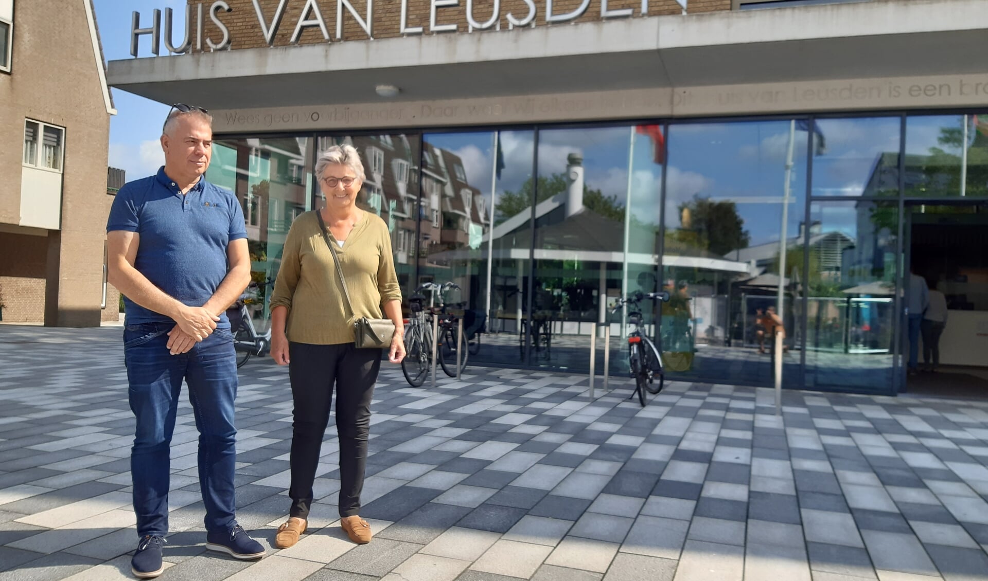 Peter van Breugel en Thea Maas willen dat Leusden opnieuw hoog scoort in de verkiezing 'Fietsstad van het jaar'. ,,We mikken op de eerste plaats.''