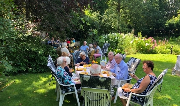 gasten/vrijwilligers lunchen