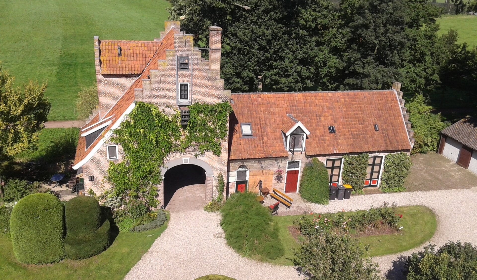 Landgoed Rhijnestein uit de lucht