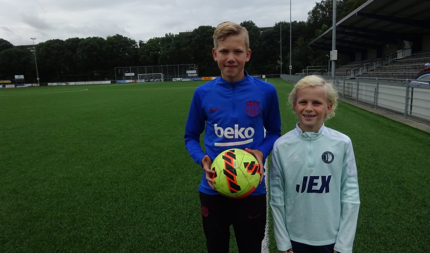 Mike Kraaijeveld (11) en Cas Kroon (8).
