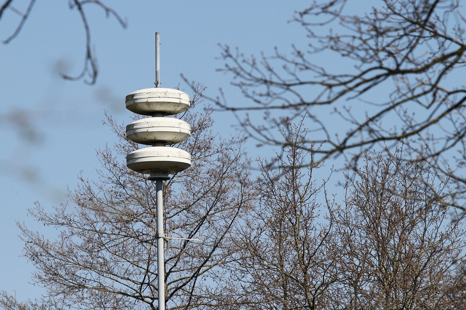 Op veel plekken was vanochtend het luchtalarm te horen.