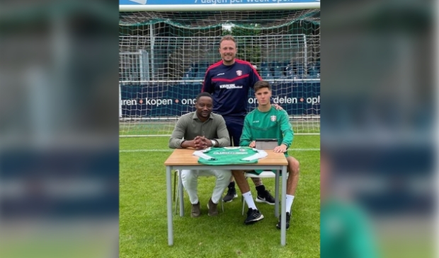 <p>Anouar El Azzouzi maakte deze zomer de overstap naar FC Dordrecht.</p>