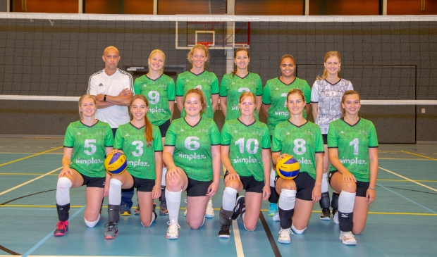 <p>De SSS-damesploeg zag een sterk optreden beloond met een 4-0 overwinning tegen Gemini.</p>