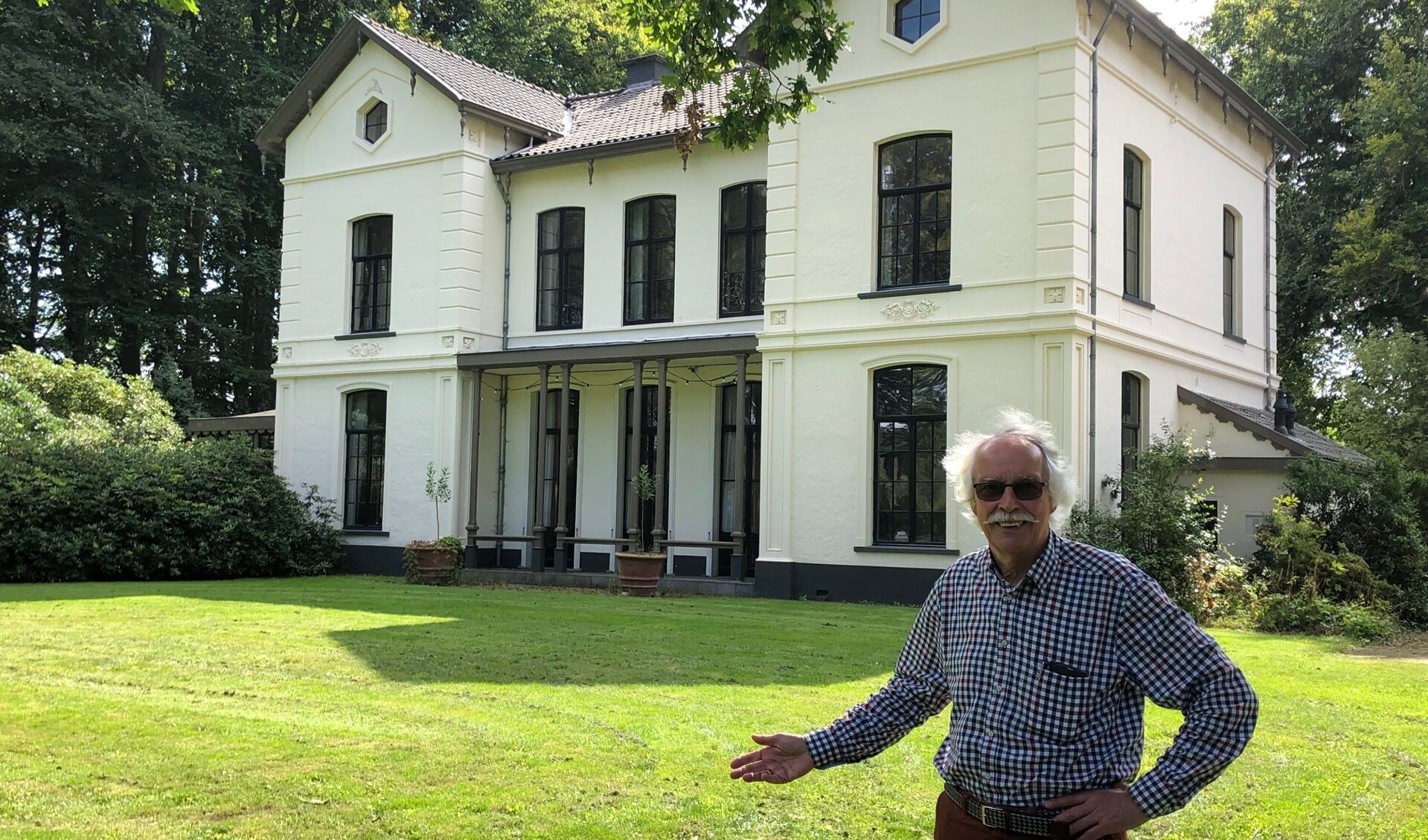 Teun Bleijenberg, auteur van het boek ‘Tussen Doorn en Driebergen’ voor huis Doornveld.

