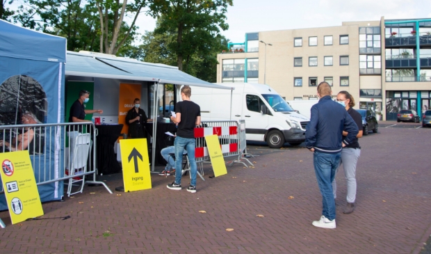 <p>De vaccinatiebus in Barneveld.</p>