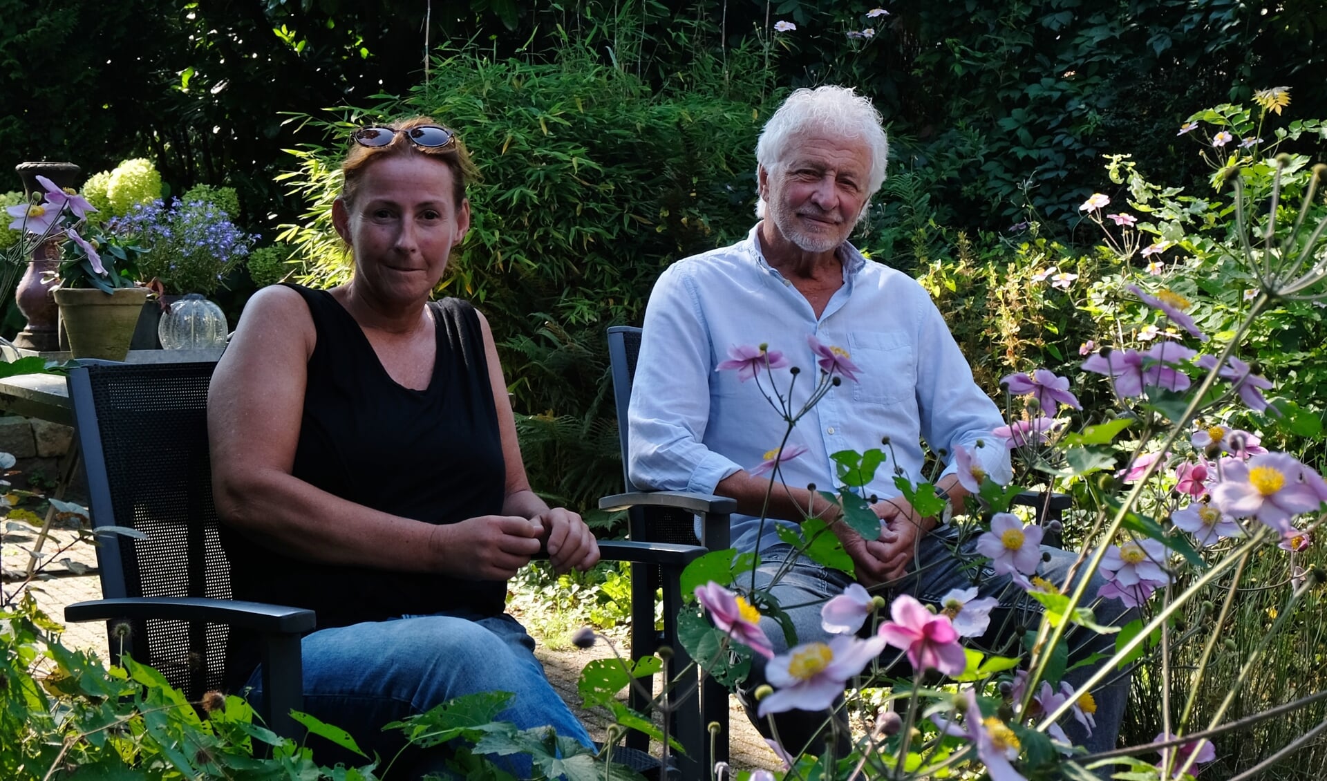 Irene Alberti en Gert Verbeek zijn vrijwilligers bij stichting De Paraplu.