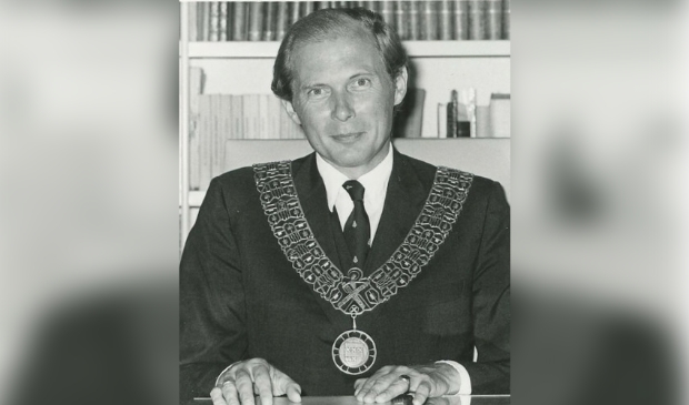 <p>Pieter Beelaerts van Blokland, burgemeester van Amstelveen van 1971-1977.</p>