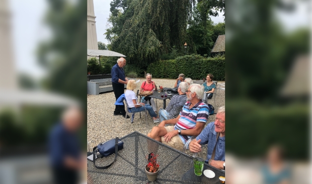 <p>De laatste activiteit in 2021 van de Senioren Zomerschool Houten was een bezoek aan De Paltz</p>