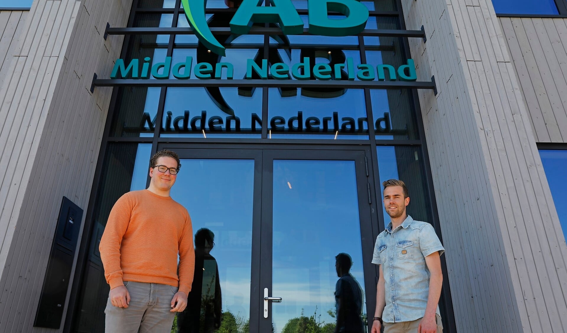 Rogier Schipaanboord (l) en Laurens van den Berg (r). Recruiters bij AB Midden Nederland