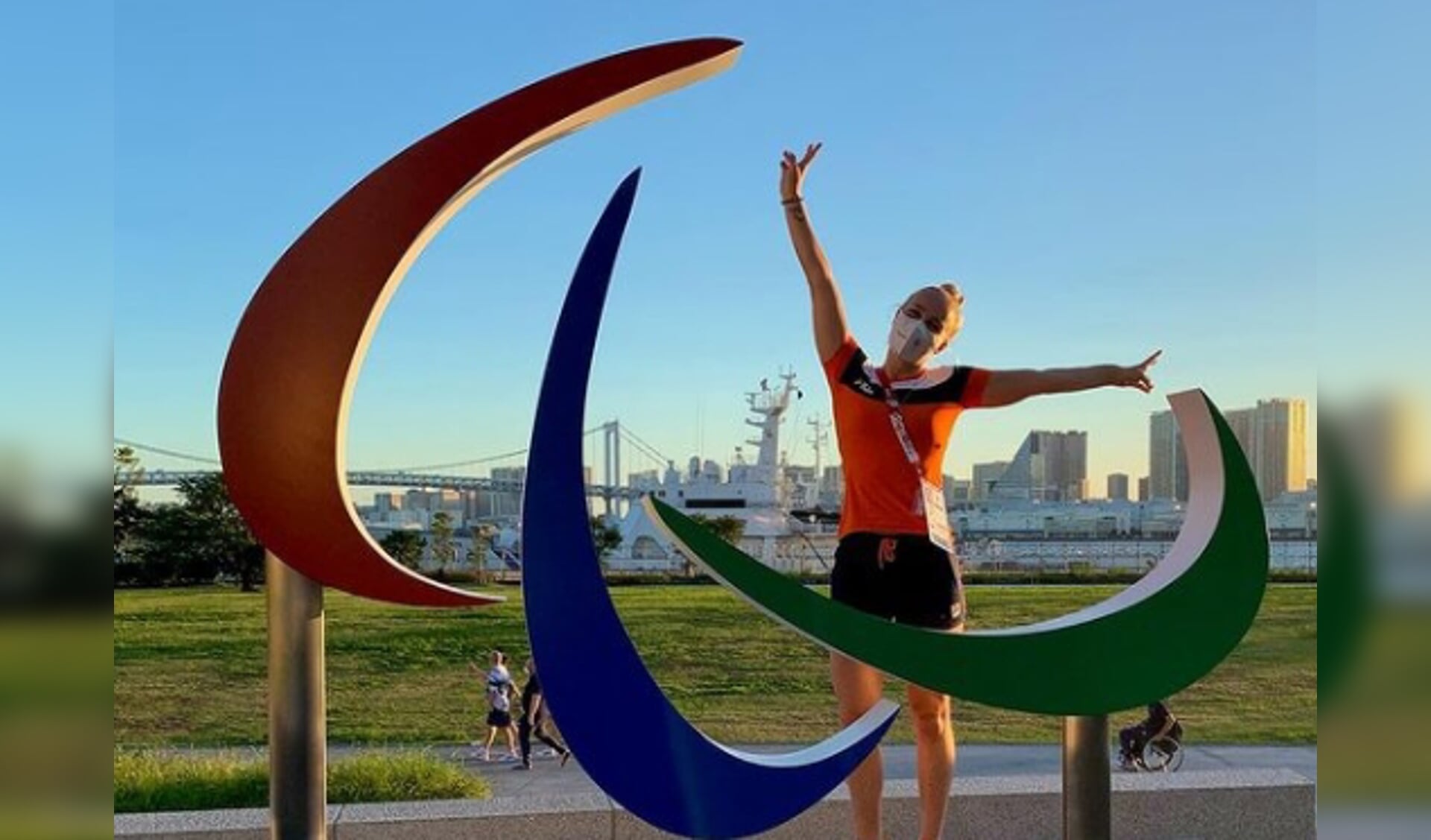 Lisa Kruger bij de Agito's in het olympisch atletendorp in Tokyo.