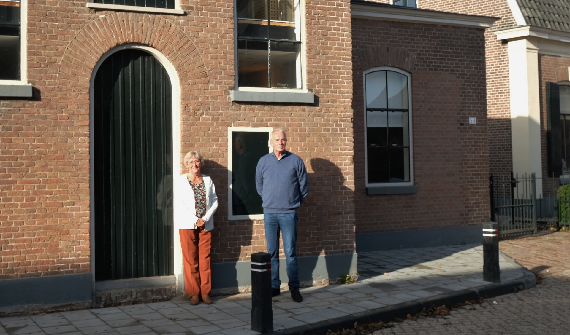 IJda van den Boogaard en Bart Witzier voor het oude Soephuis.