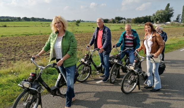 Met de Solex Soest verkennen. De leden van de Soester Zakenkring deden dat