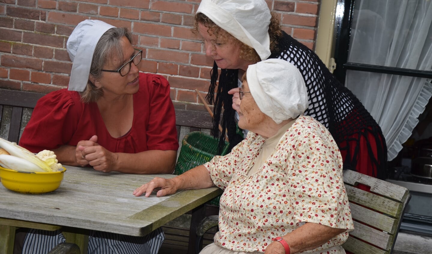 Er wordt gewerkt, maar ook geroddeld