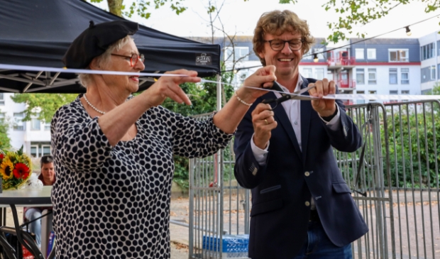 Ludy en Jan openen de baan