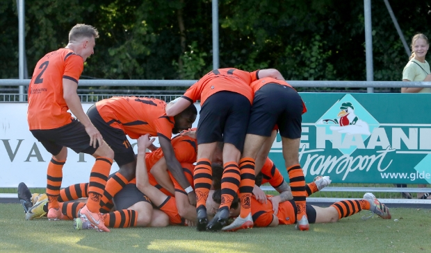 Ontlading bij de Spartanen na de 3-2 in blessuretijd van Jesse van Nieuwkerk