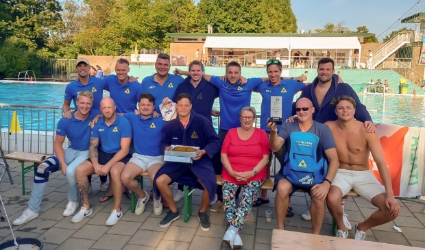 <p>VZC won de bekerwedstrijd tegen DWK overtuigend.</p>