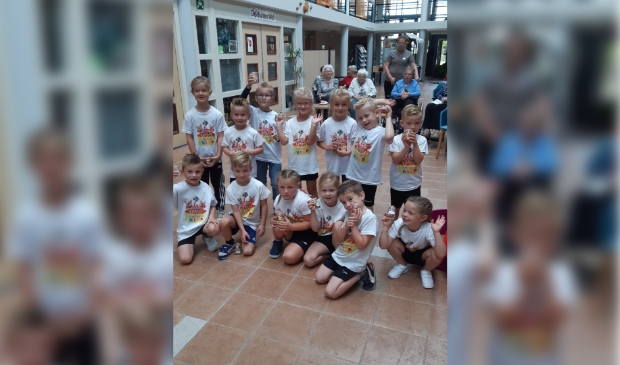 HKC kangoeroes op bezoek in De Lange Wei