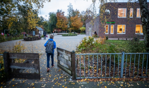 <p>De Week Tegen pesten komt er aan, maar er is blijvende aandacht nodig voor dit probleem, met name op scholen.</p>