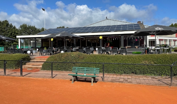 <p>Tennisvereniging De Vale Ouwe kijkt terug op een geslaagd open KNLTB toernooi.</p>