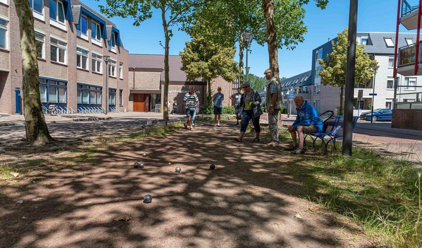 Samen jeu de boule spelen, helpt om eenzaamheid tegen te gaan