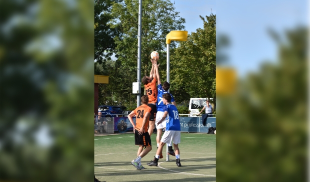 <p>GKV Enomics verloor haar eerste competitiewedstrijd</p>