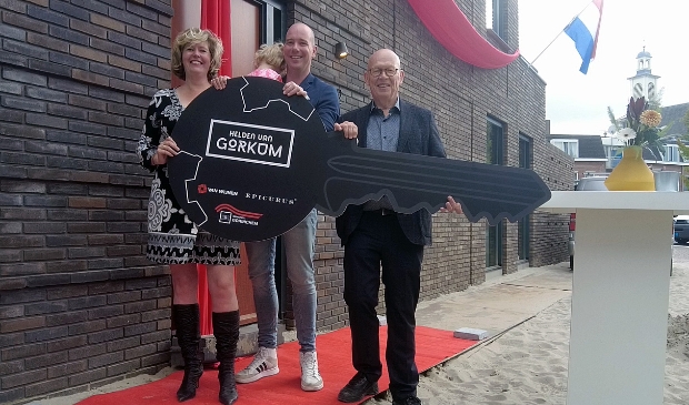<p>Oplevering woningen Bagijnenwalstraat - De Helden van Gorkum</p>