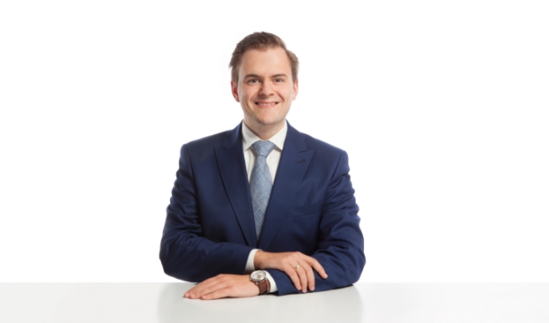 <p>mr. Bertjan Agteresch</p><p>BVD advocaten<br>Moerbei 11<br>3371 NZ Hardinxveld-Giessendam<br>0184 61 89 74<br>agteresch@bvd-advocaten.nl<br>www.bvd-advocaten.nl<br>BVD advocaten is elke dag telefonisch bereikbaar van 8.30 uur tot 17.30 uur.</p>