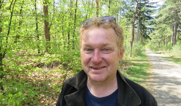 Gids Rob Molenkamp vertelt over de ernstige gevolgen van de klimaatcrisis voor Amersfoort.