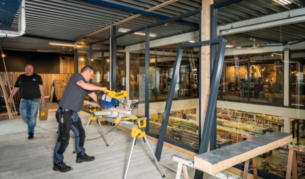 <p>Kluswijs Scherpenzeel is op zoek naar een handige buitendienstmedewerker.</p>
