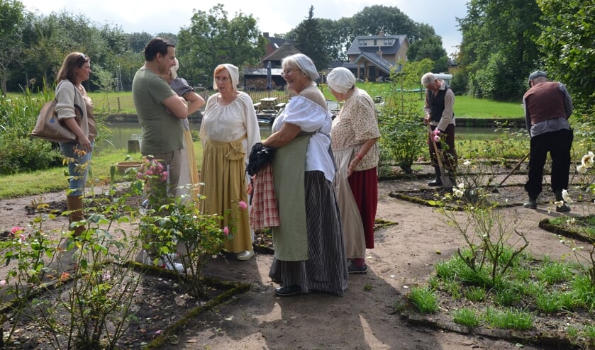 Terug in de tijd in de tuin van het kasteel