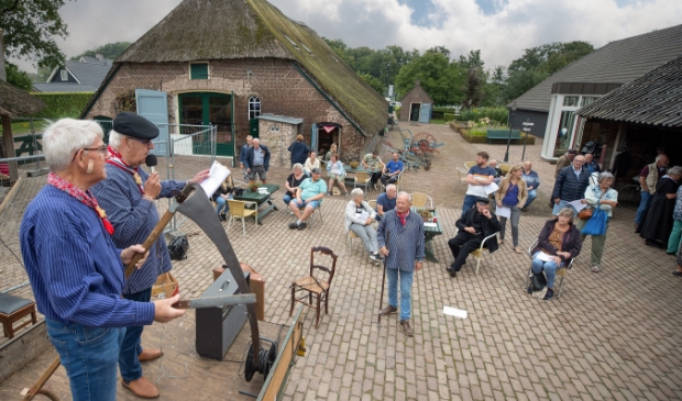 <p>Tijdens de recente Open Monumentendag hield het Boerderijmuseum een Erfhuis.</p>