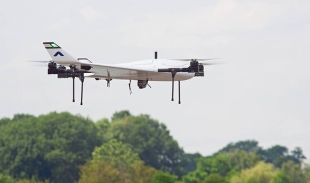 <p>Drones van het Amsterdamse bedrijf Avy gaan boven de Veluwe bosbranden detecteren.</p>