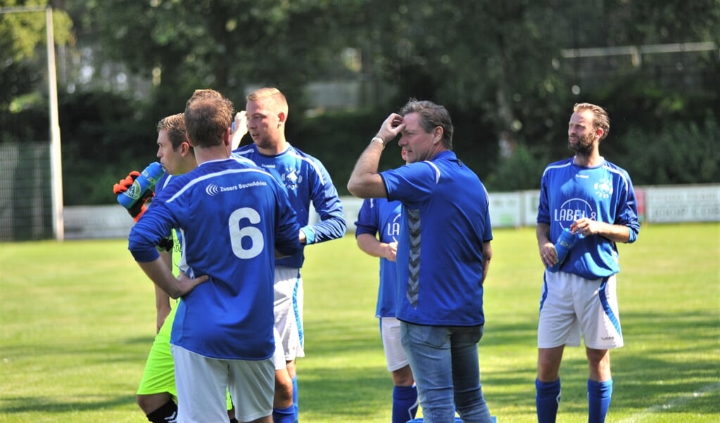RVW-trainer Peter van den Borden verruilt komend seizoen de club uit Heelsum, waar hij aan zijn zesde seizoen bezig is, voor SDOO uit Heteren.