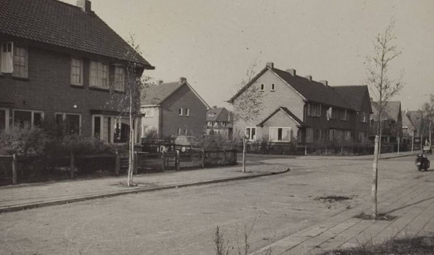 <p>De huizen werden gebouwd in 1941, in de Tweede Wereldoorlog, toen er nog maar weinig werd gebouwd en er grote materiaal schaarste was. </p>