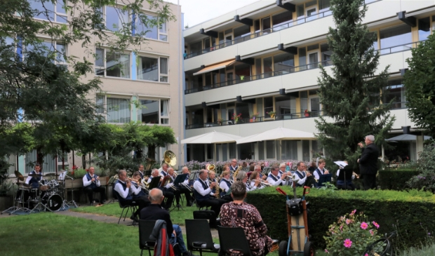 Victoria in de tuin van Bunninchem