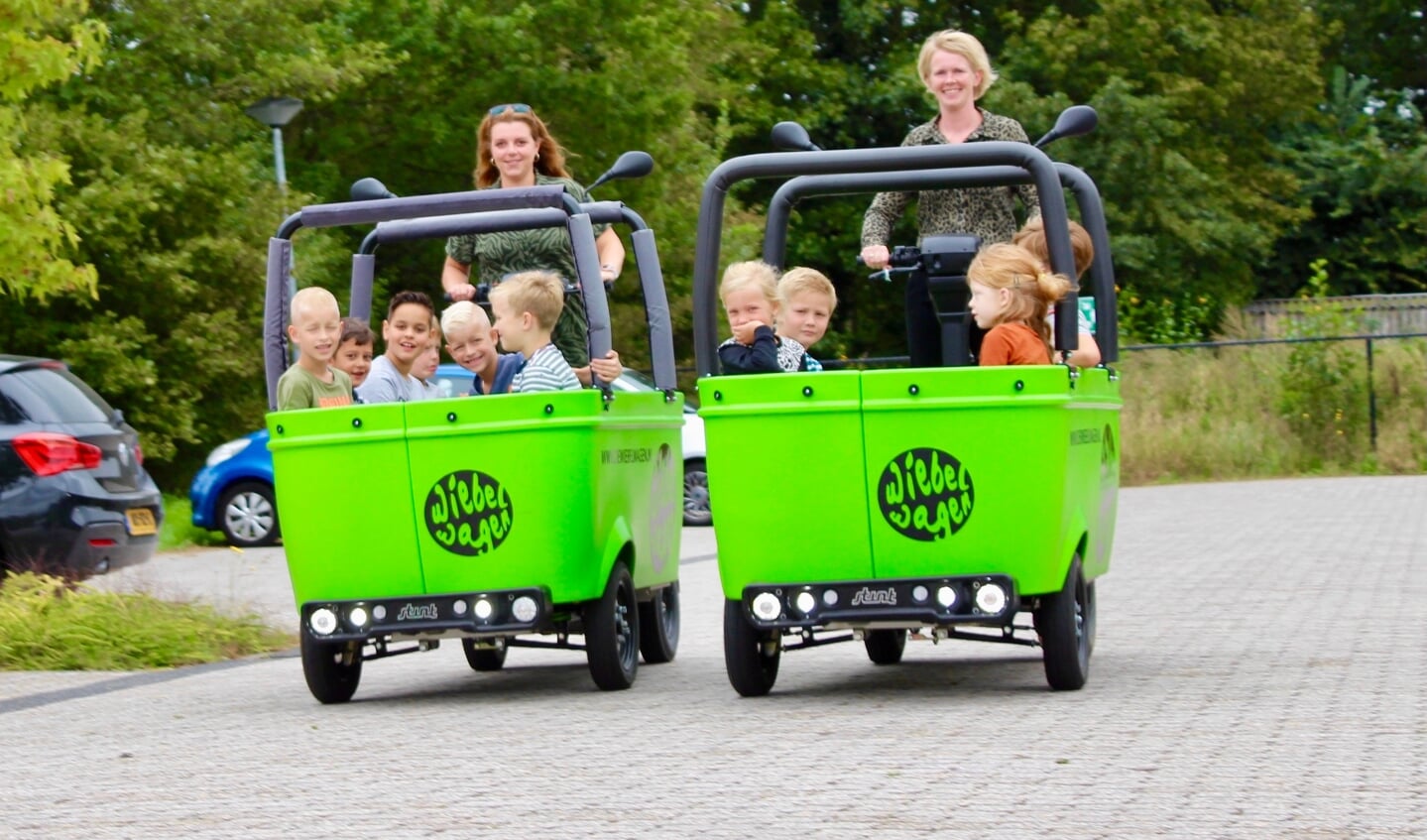 Kinderopvang De Wiebelwagen vervoert sinds kort de kinderen weer met een BSO bus (voorheen De Stint).
