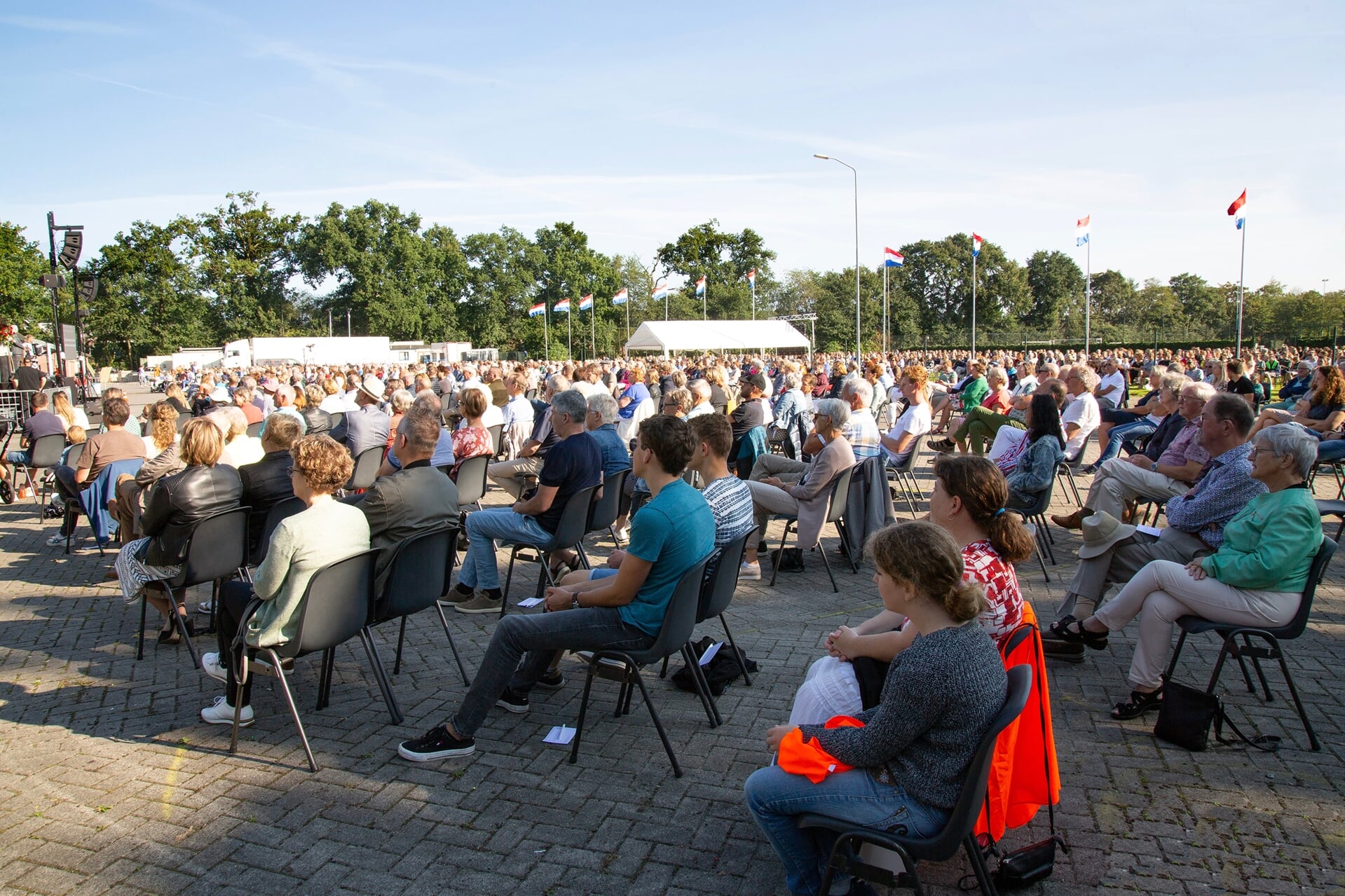 Openluchtkerkdienst 'Uit de put' in Voorthuizen.