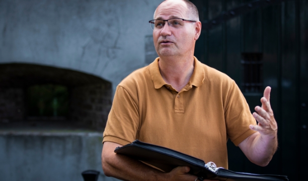 Gert-Jan Ariaans (54) is gids voor Werkgroep Vesting Gorinchem (WVG)
