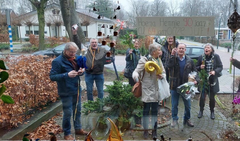 serenade voor het raam