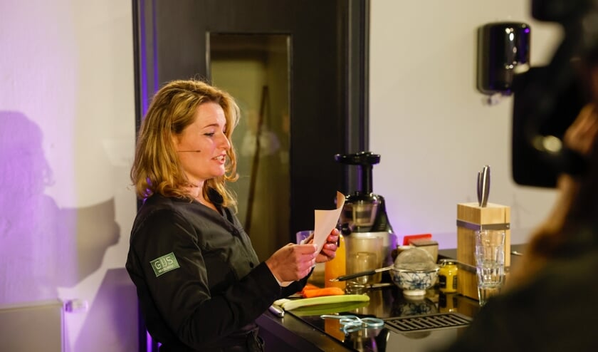 Renate van de Hoef maakte de winnaars bekend.