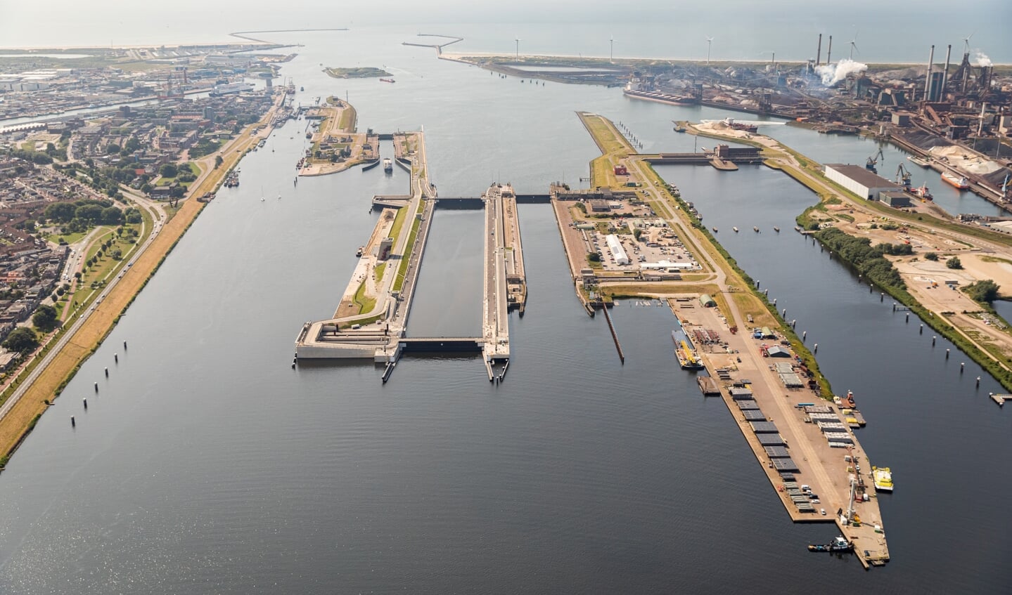 Zeesluis IJmuiden wordt 26 januari feestelijk, maar zonder publiek, geopend.